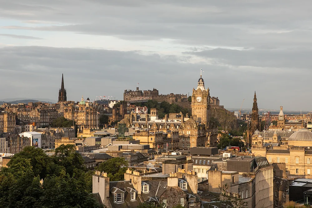 Solar Panels Edinburgh – 5 Star Rated - Free Survey 1 Sun Shining over Solar Panels Edinburgh area. Generating low-cost electricity.